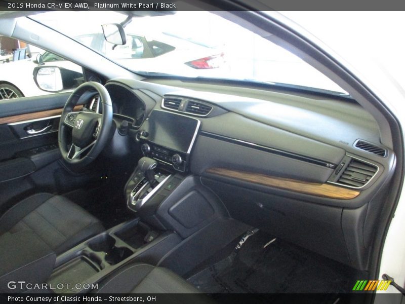 Platinum White Pearl / Black 2019 Honda CR-V EX AWD