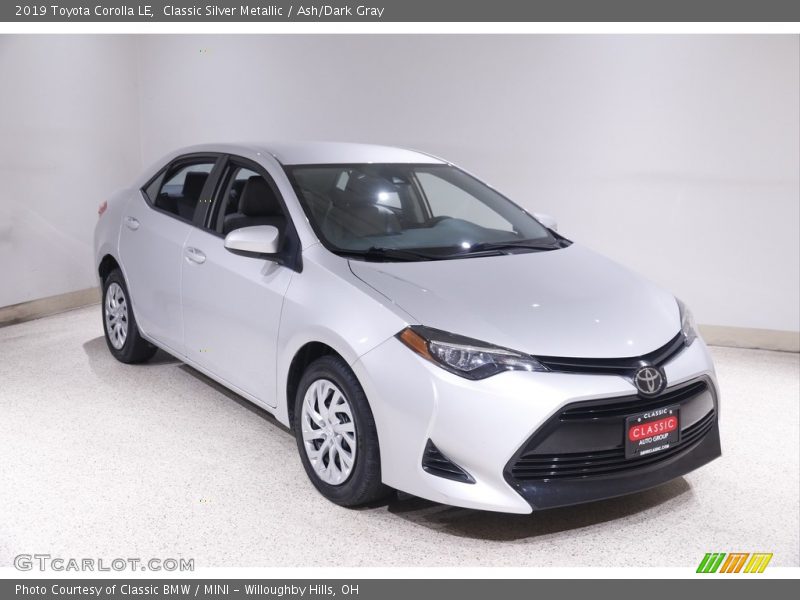 Classic Silver Metallic / Ash/Dark Gray 2019 Toyota Corolla LE