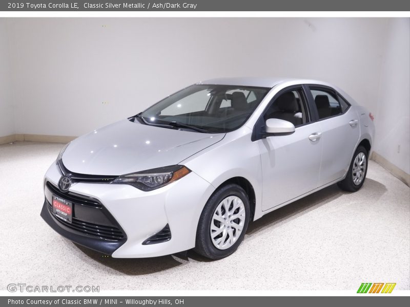 Classic Silver Metallic / Ash/Dark Gray 2019 Toyota Corolla LE