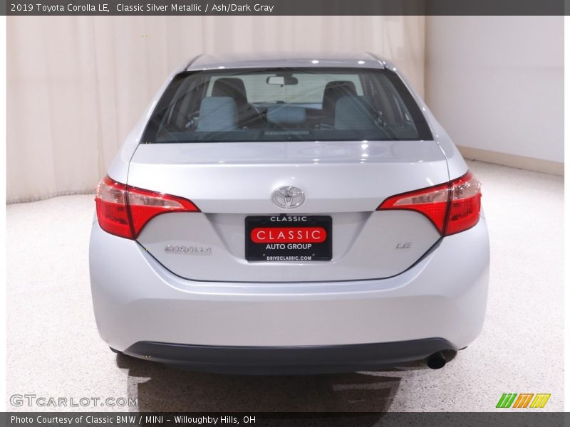 Classic Silver Metallic / Ash/Dark Gray 2019 Toyota Corolla LE