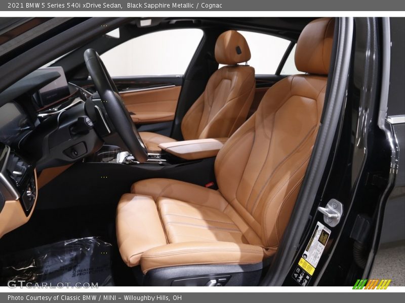 Front Seat of 2021 5 Series 540i xDrive Sedan