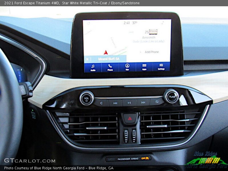 Star White Metallic Tri-Coat / Ebony/Sandstone 2021 Ford Escape Titanium 4WD