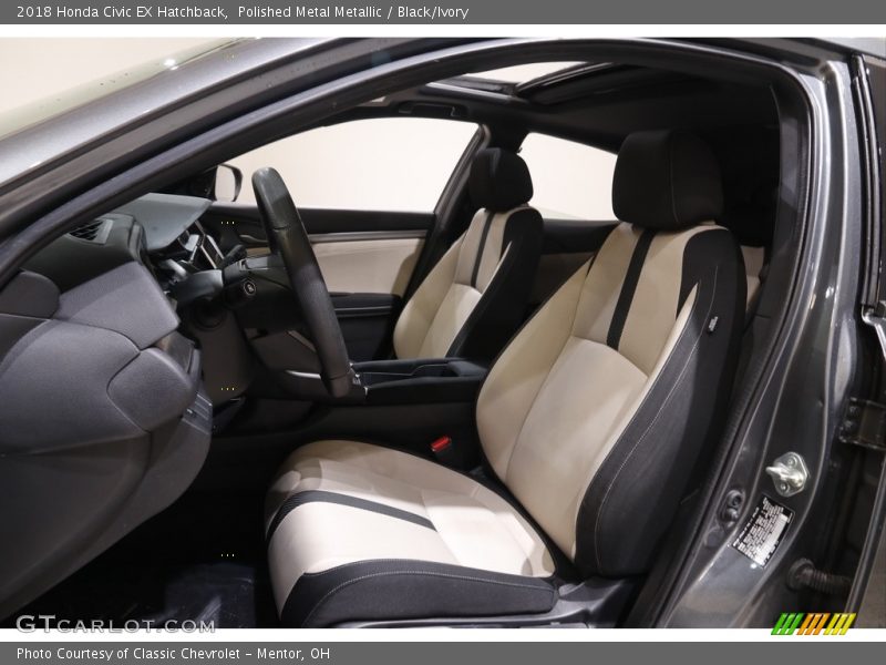 Polished Metal Metallic / Black/Ivory 2018 Honda Civic EX Hatchback