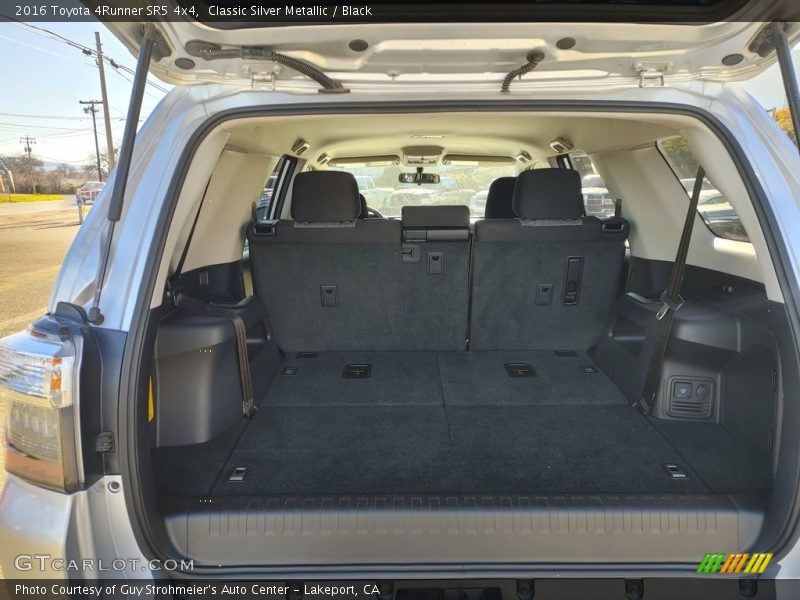 Classic Silver Metallic / Black 2016 Toyota 4Runner SR5 4x4