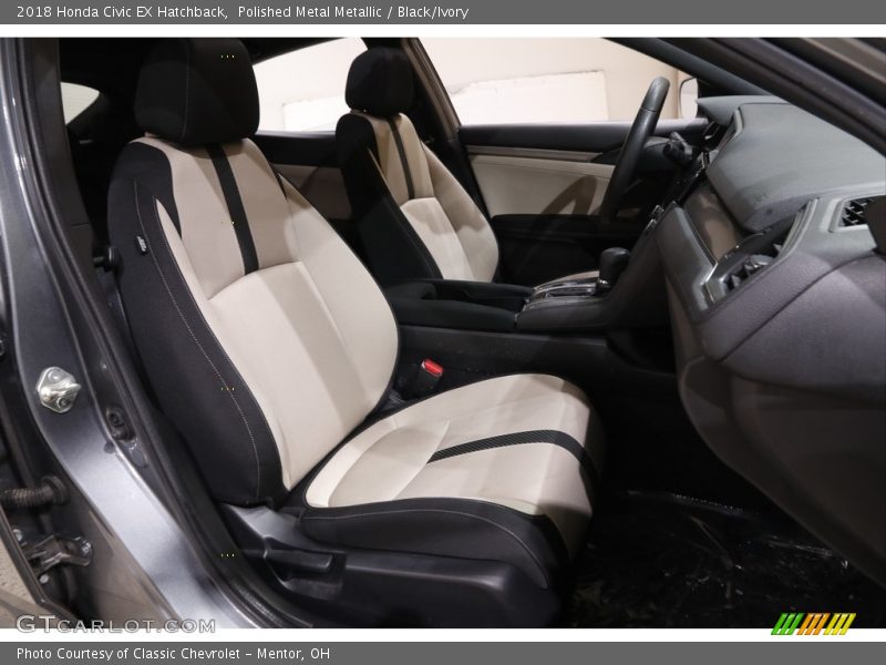 Polished Metal Metallic / Black/Ivory 2018 Honda Civic EX Hatchback