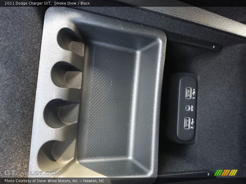 Smoke Show / Black 2021 Dodge Charger SXT