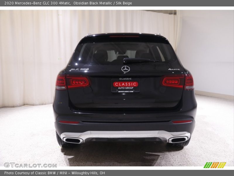 Obsidian Black Metallic / Silk Beige 2020 Mercedes-Benz GLC 300 4Matic