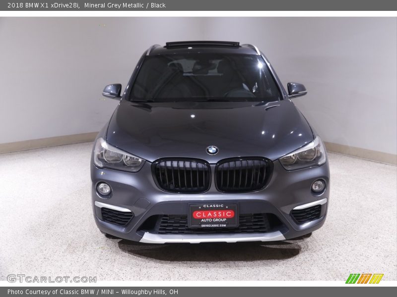 Mineral Grey Metallic / Black 2018 BMW X1 xDrive28i