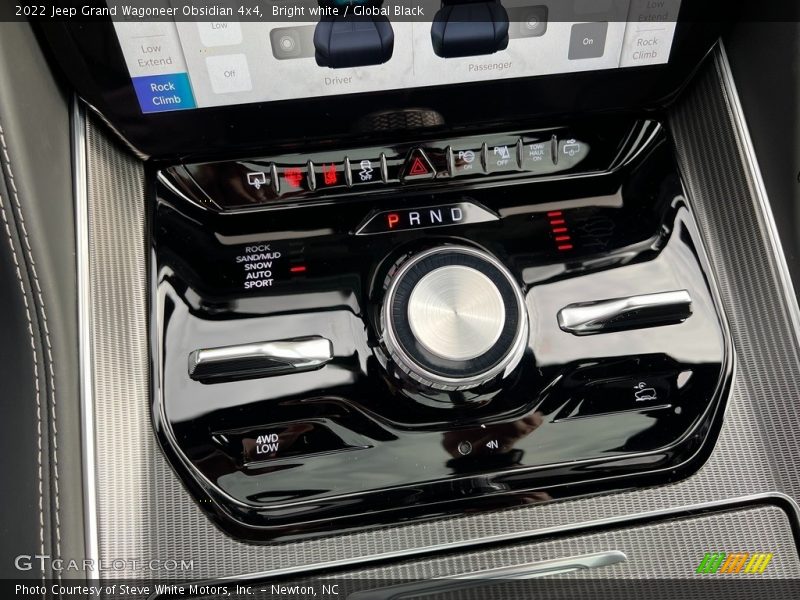  2022 Grand Wagoneer Obsidian 4x4 8 Speed Automatic Shifter