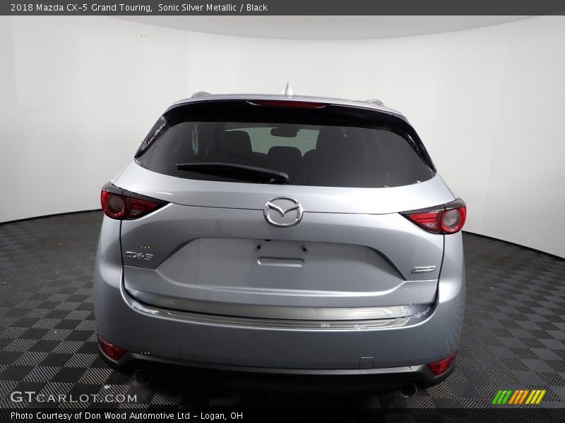 Sonic Silver Metallic / Black 2018 Mazda CX-5 Grand Touring