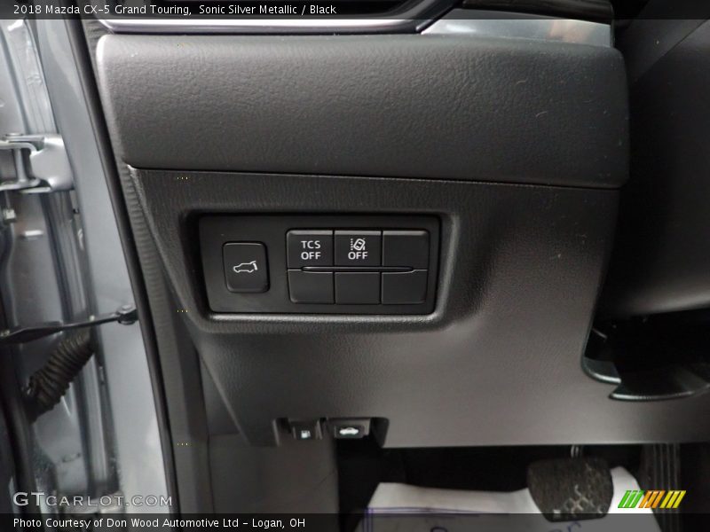 Sonic Silver Metallic / Black 2018 Mazda CX-5 Grand Touring