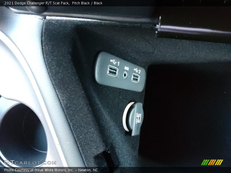 Pitch Black / Black 2021 Dodge Challenger R/T Scat Pack