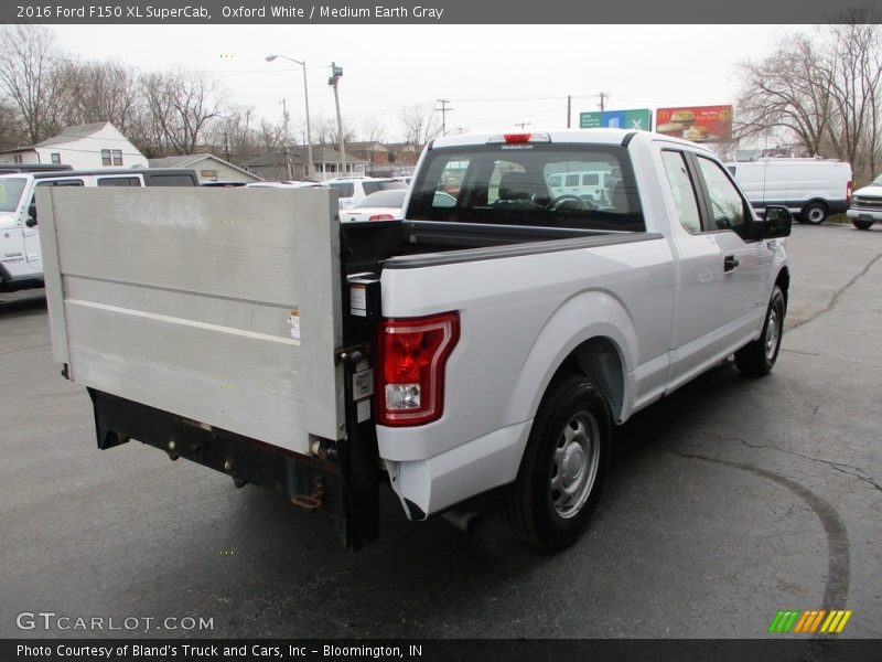 Oxford White / Medium Earth Gray 2016 Ford F150 XL SuperCab
