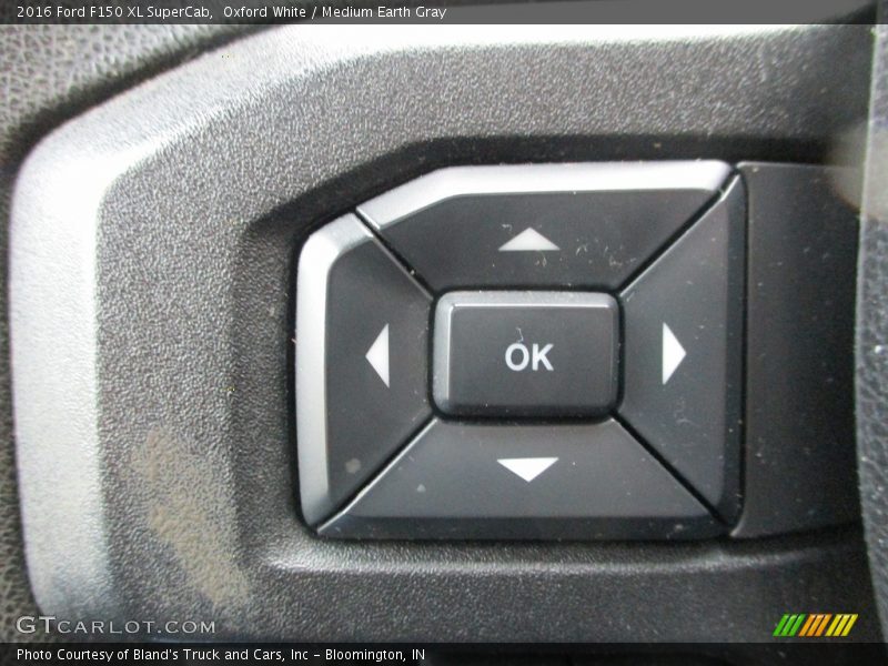 Oxford White / Medium Earth Gray 2016 Ford F150 XL SuperCab