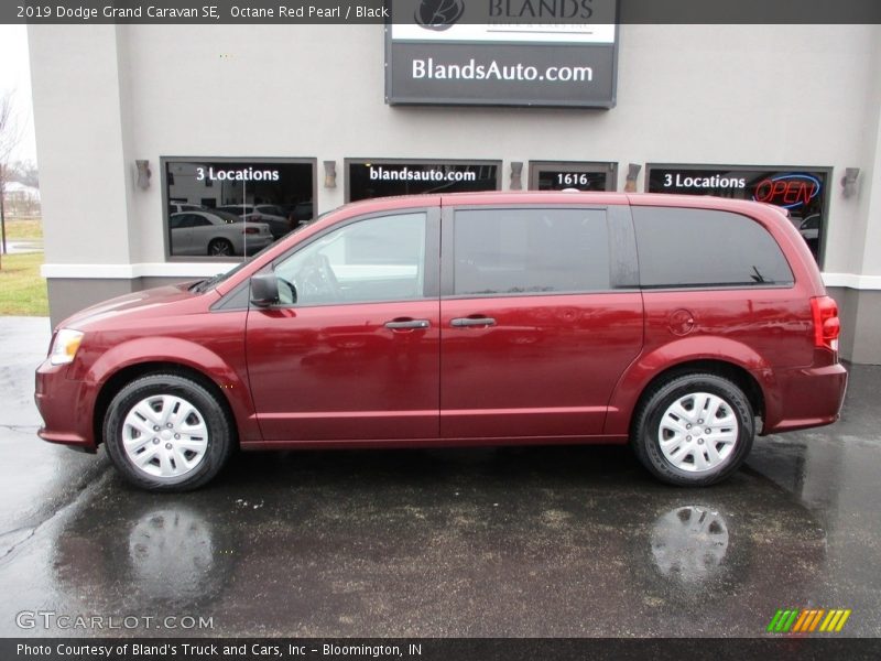 Octane Red Pearl / Black 2019 Dodge Grand Caravan SE