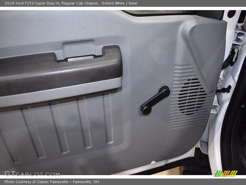 Oxford White / Steel 2016 Ford F250 Super Duty XL Regular Cab Chassis