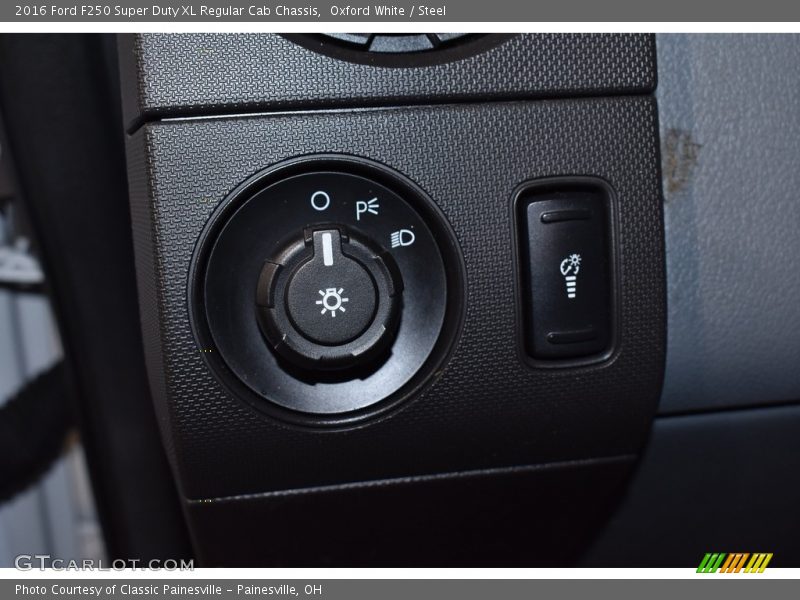 Oxford White / Steel 2016 Ford F250 Super Duty XL Regular Cab Chassis