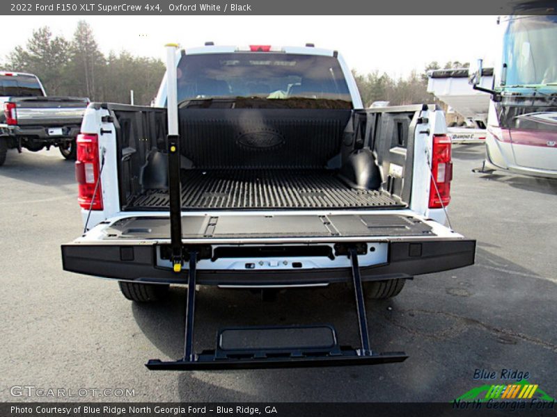 Oxford White / Black 2022 Ford F150 XLT SuperCrew 4x4