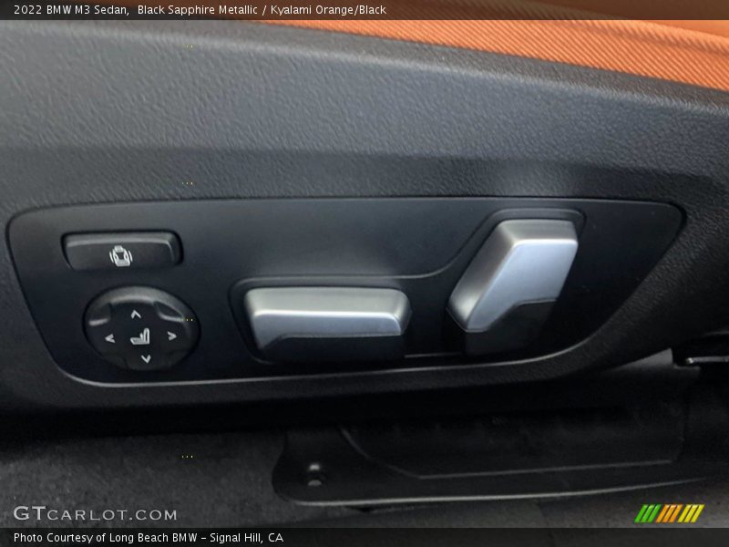 Controls of 2022 M3 Sedan