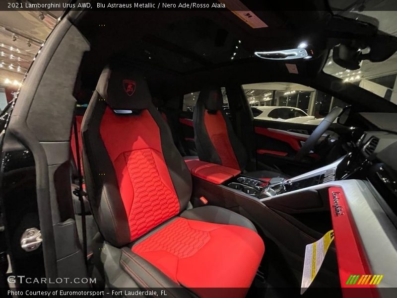 Front Seat of 2021 Urus AWD