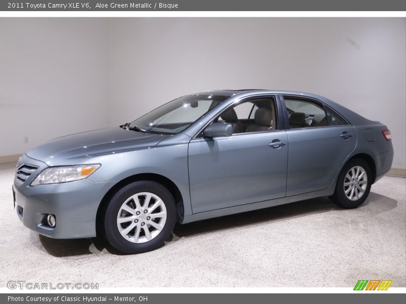 Aloe Green Metallic / Bisque 2011 Toyota Camry XLE V6