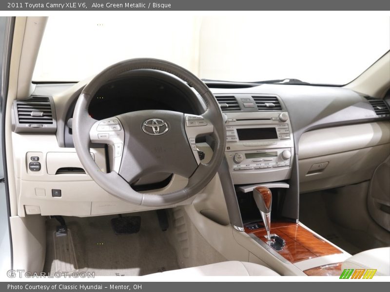 Aloe Green Metallic / Bisque 2011 Toyota Camry XLE V6