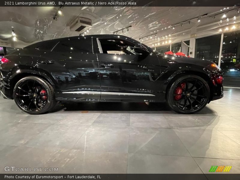  2021 Urus AWD Blu Astraeus Metallic