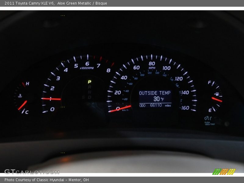 Aloe Green Metallic / Bisque 2011 Toyota Camry XLE V6