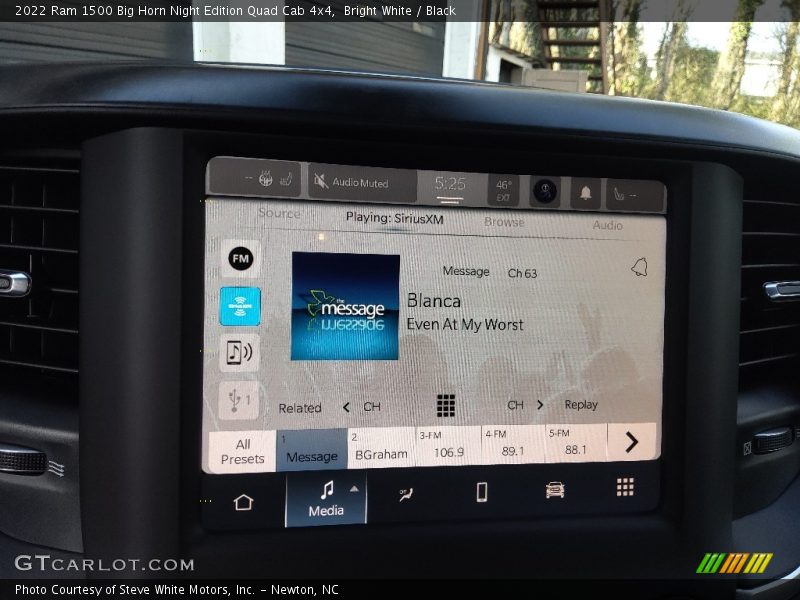 Bright White / Black 2022 Ram 1500 Big Horn Night Edition Quad Cab 4x4