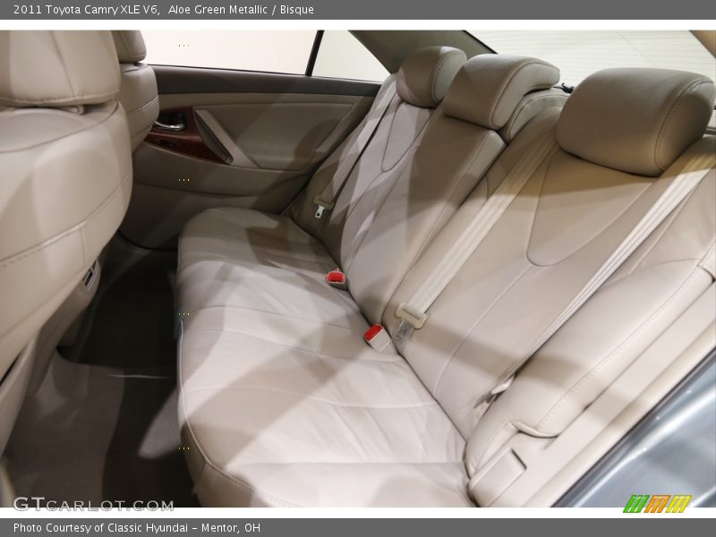 Aloe Green Metallic / Bisque 2011 Toyota Camry XLE V6