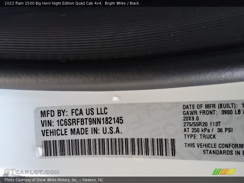 Bright White / Black 2022 Ram 1500 Big Horn Night Edition Quad Cab 4x4