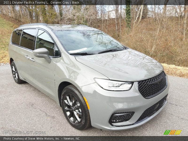 Ceramic Gray / Black 2021 Chrysler Pacifica Touring L