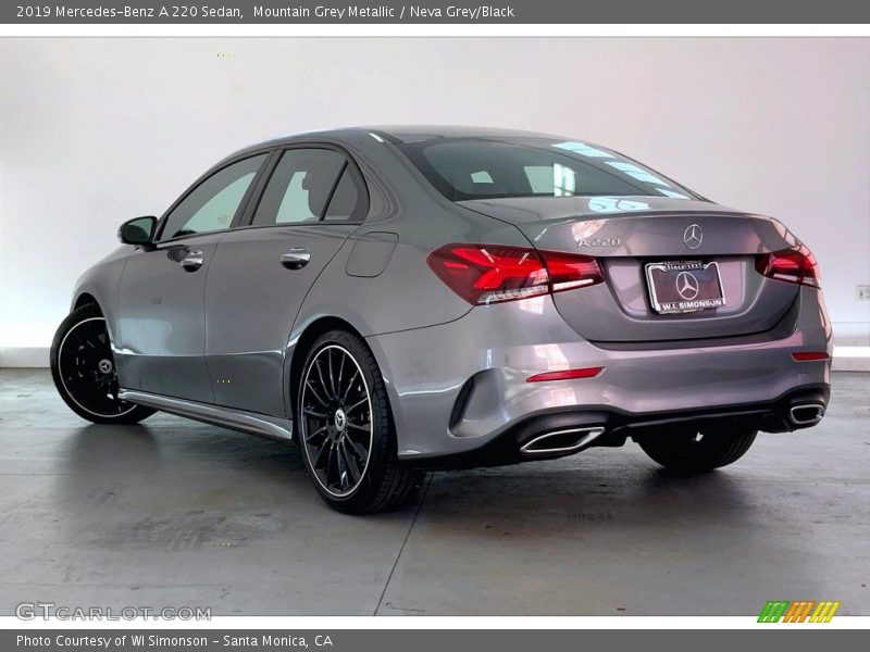 Mountain Grey Metallic / Neva Grey/Black 2019 Mercedes-Benz A 220 Sedan
