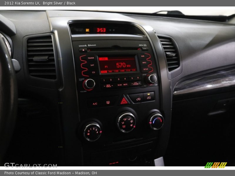 Bright Silver / Black 2012 Kia Sorento LX