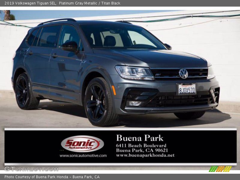 Platinum Gray Metallic / Titan Black 2019 Volkswagen Tiguan SEL