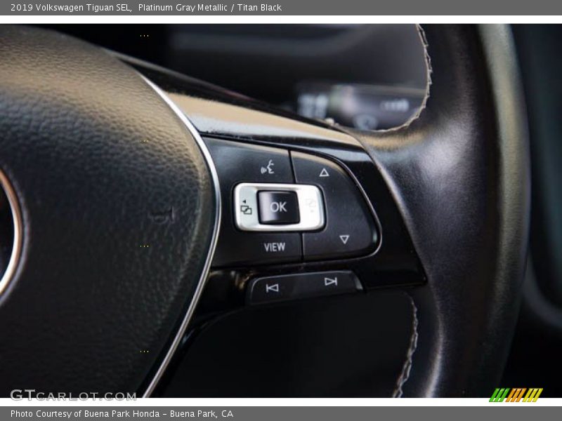 Platinum Gray Metallic / Titan Black 2019 Volkswagen Tiguan SEL