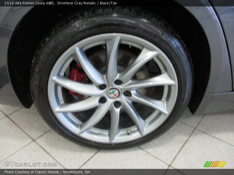 Stromboli Gray Metallic / Black/Tan 2019 Alfa Romeo Giulia AWD