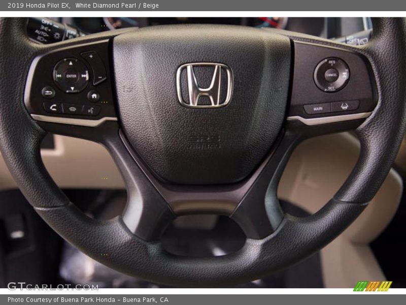 White Diamond Pearl / Beige 2019 Honda Pilot EX