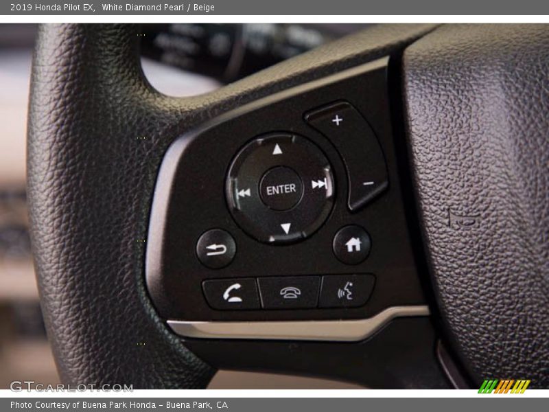 White Diamond Pearl / Beige 2019 Honda Pilot EX