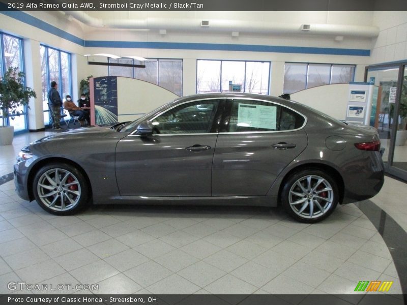 Stromboli Gray Metallic / Black/Tan 2019 Alfa Romeo Giulia AWD
