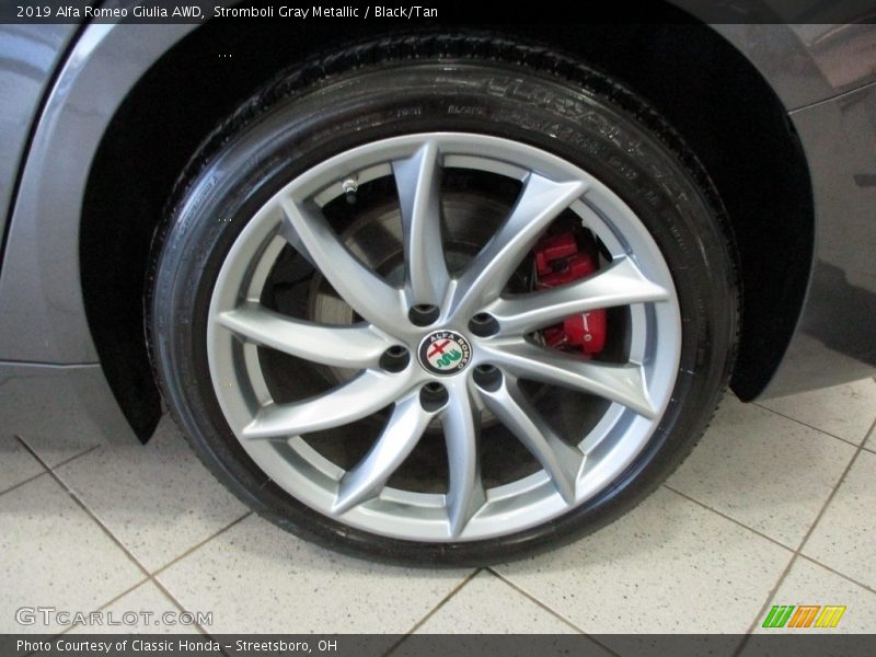 Stromboli Gray Metallic / Black/Tan 2019 Alfa Romeo Giulia AWD