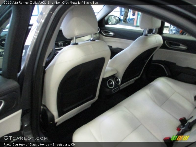 Stromboli Gray Metallic / Black/Tan 2019 Alfa Romeo Giulia AWD