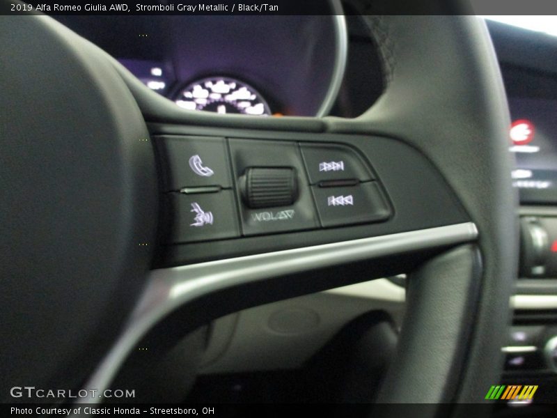 Stromboli Gray Metallic / Black/Tan 2019 Alfa Romeo Giulia AWD