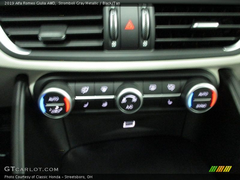Stromboli Gray Metallic / Black/Tan 2019 Alfa Romeo Giulia AWD