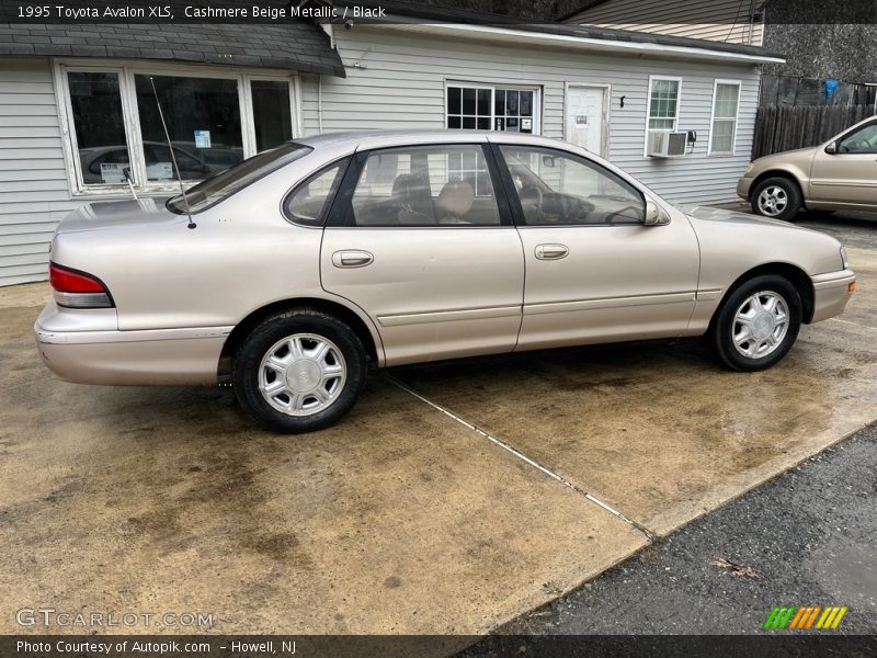  1995 Avalon XLS Cashmere Beige Metallic