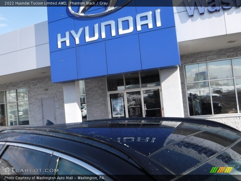 Phantom Black / Gray 2022 Hyundai Tucson Limited AWD