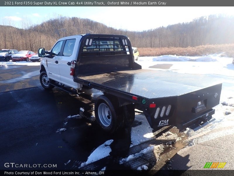 Oxford White / Medium Earth Gray 2021 Ford F350 Super Duty XL Crew Cab 4x4 Utility Truck
