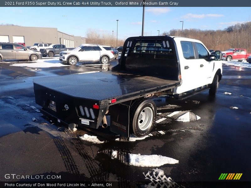 Oxford White / Medium Earth Gray 2021 Ford F350 Super Duty XL Crew Cab 4x4 Utility Truck