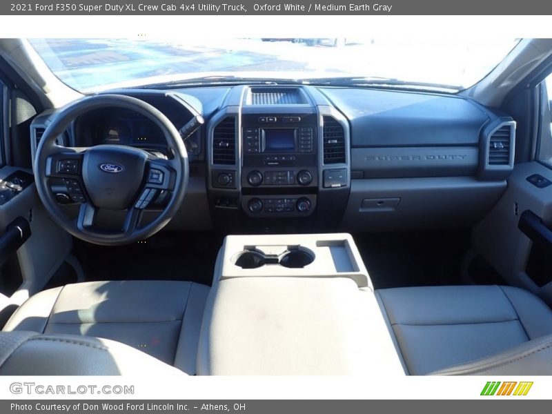 Oxford White / Medium Earth Gray 2021 Ford F350 Super Duty XL Crew Cab 4x4 Utility Truck