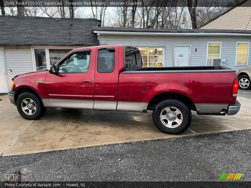 Toreador Red Metallic / Medium Graphite 2002 Ford F150 XLT SuperCab